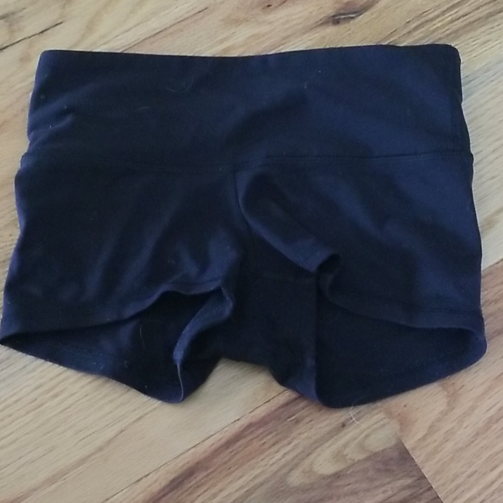 EUC Lululemon Athletic shorts